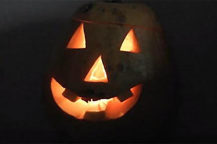 Halloweenská tekvica