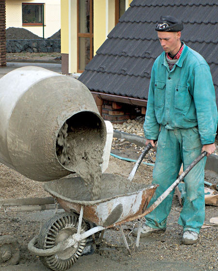 cementy na pripravu malt a betonov